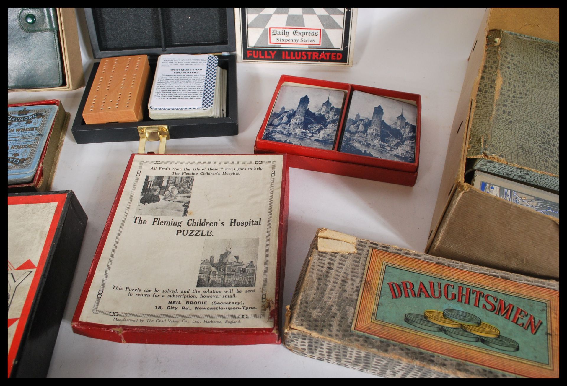 VINTAGE MID 20TH CENTURY BOARD AND CARD GAMES - Bild 3 aus 4