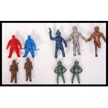 VINTAGE SPACEMAN ASTRONAUT MODEL PLAYSET FIGURES