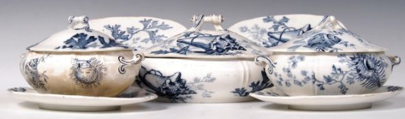 VICTORIAN WEDGWOOD PART DINNER SERVICE IN THE NEPTUNE DEPOSE PATTERN