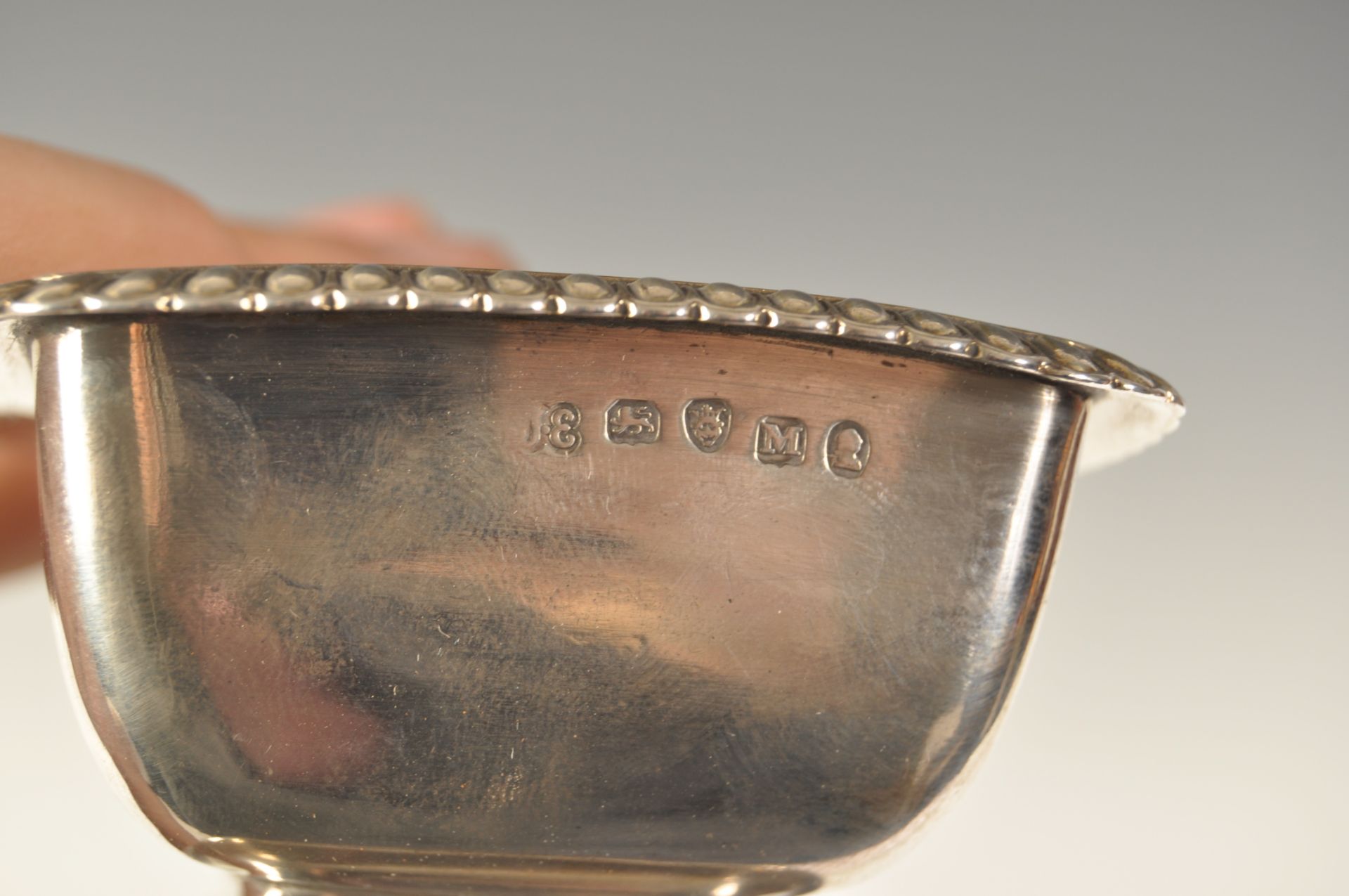 EARLY 19TH CENTURY GEORGIAN SILVER SALT CELLAR - Bild 5 aus 6