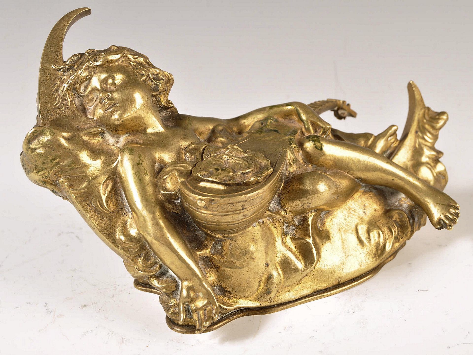 19TH CENTURY FRENCH ORMOLU THIEBAUT FRERES INKWELL