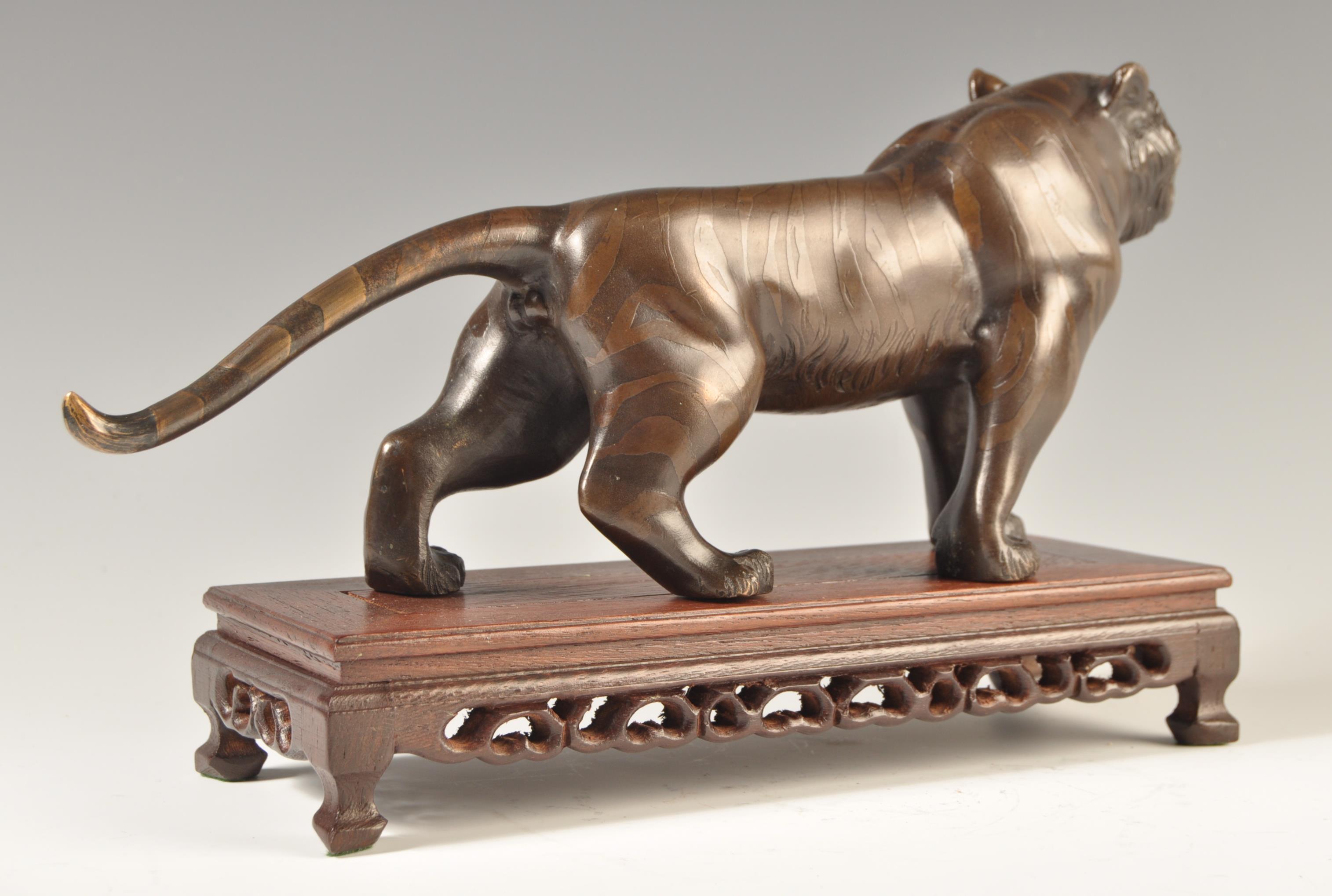 19TH CENTURY JAPANESE MEIJI PERIOD BRONZE TIGER STATUE - Image 5 of 7