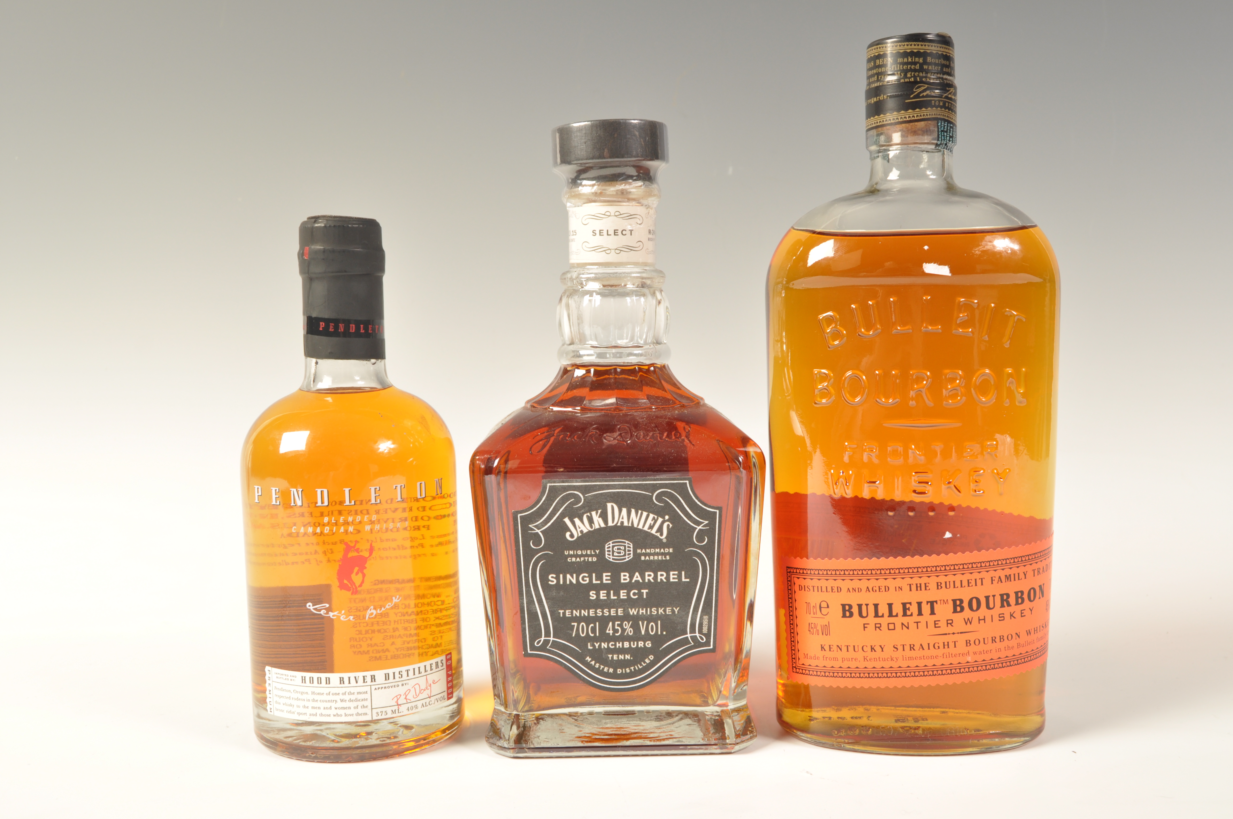 THREE BOTTLES OF AMERICAN / CANADIAN WHISKY