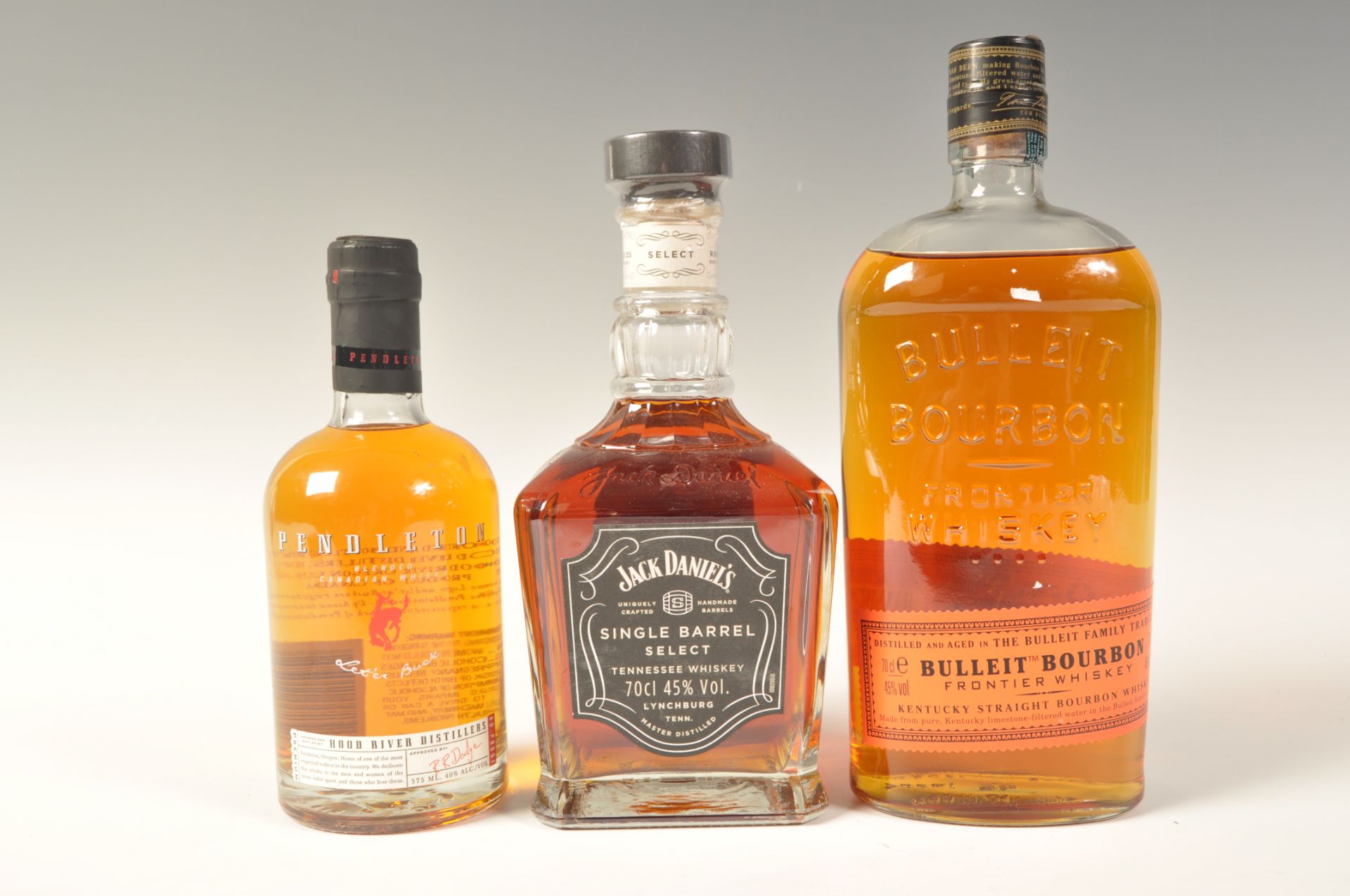 THREE BOTTLES OF AMERICAN / CANADIAN WHISKY