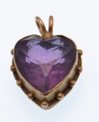 VICTORIAN 15CT GOLD AMETHYST HEART PENDANT