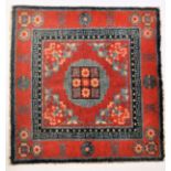 19TH CENTURY CHINESE FLOOR RUG