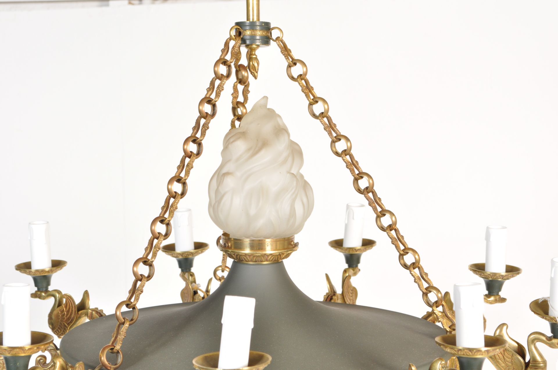 LATE 19TH / 20TH CENTURY FRENCH GILT AND BRASS CHANDELIER - Bild 2 aus 7