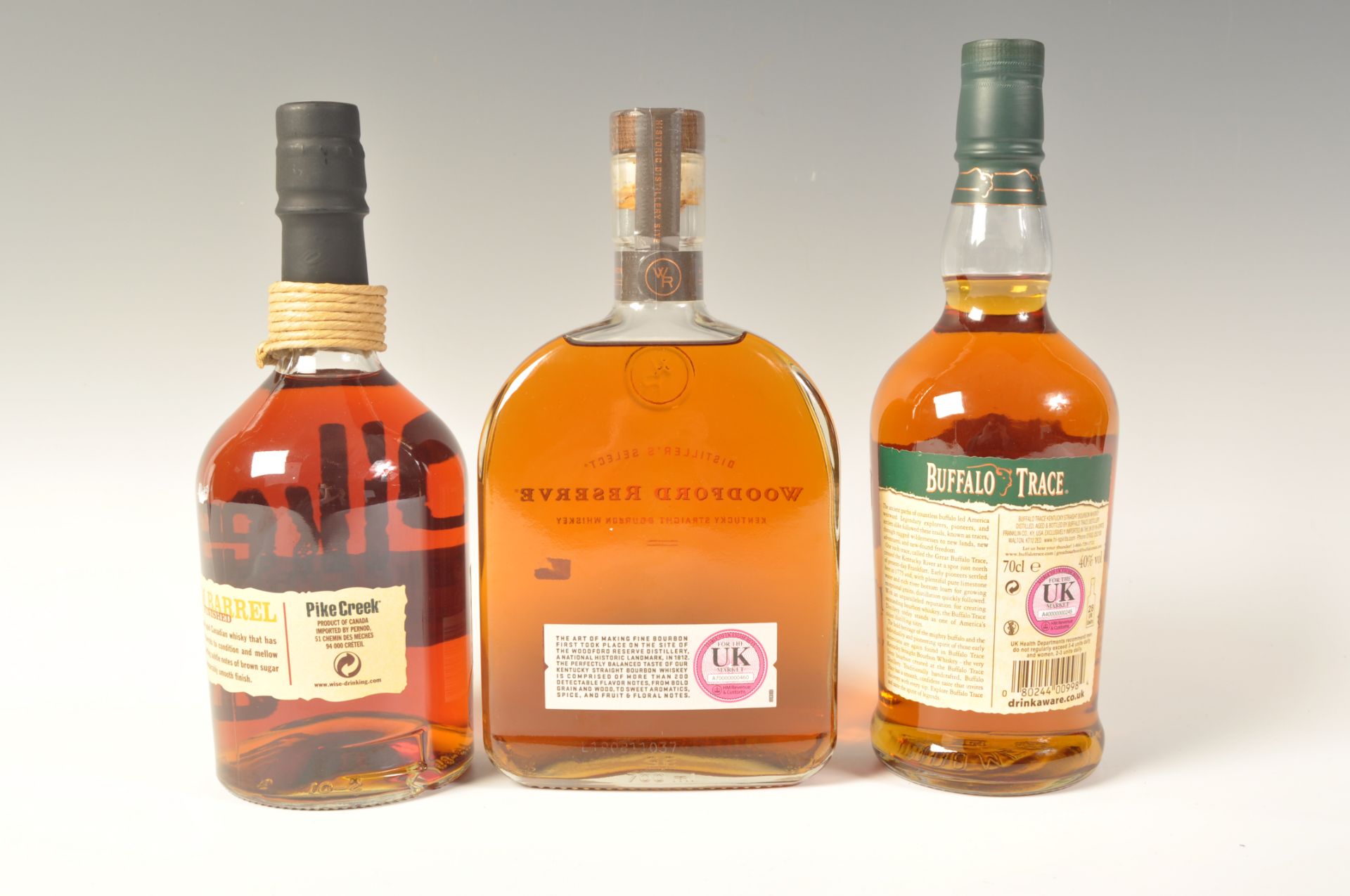 THREE BOTTLES OF AMERICAN / CANADIAN WHISKY. - Bild 3 aus 4