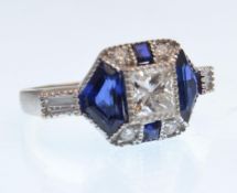 18CT WHITE GOLD DIAMOND AND SAPPHIRE ART DECO STYLE RING