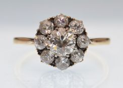 18CT GOLD LATE VICTORIAN DIAMOND CLUSTER RING