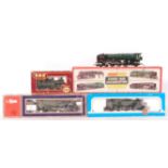 ASSORTED BOXED 00 GAUGE MODEL RAILWAY TRAINSET LOCOMOTIVES