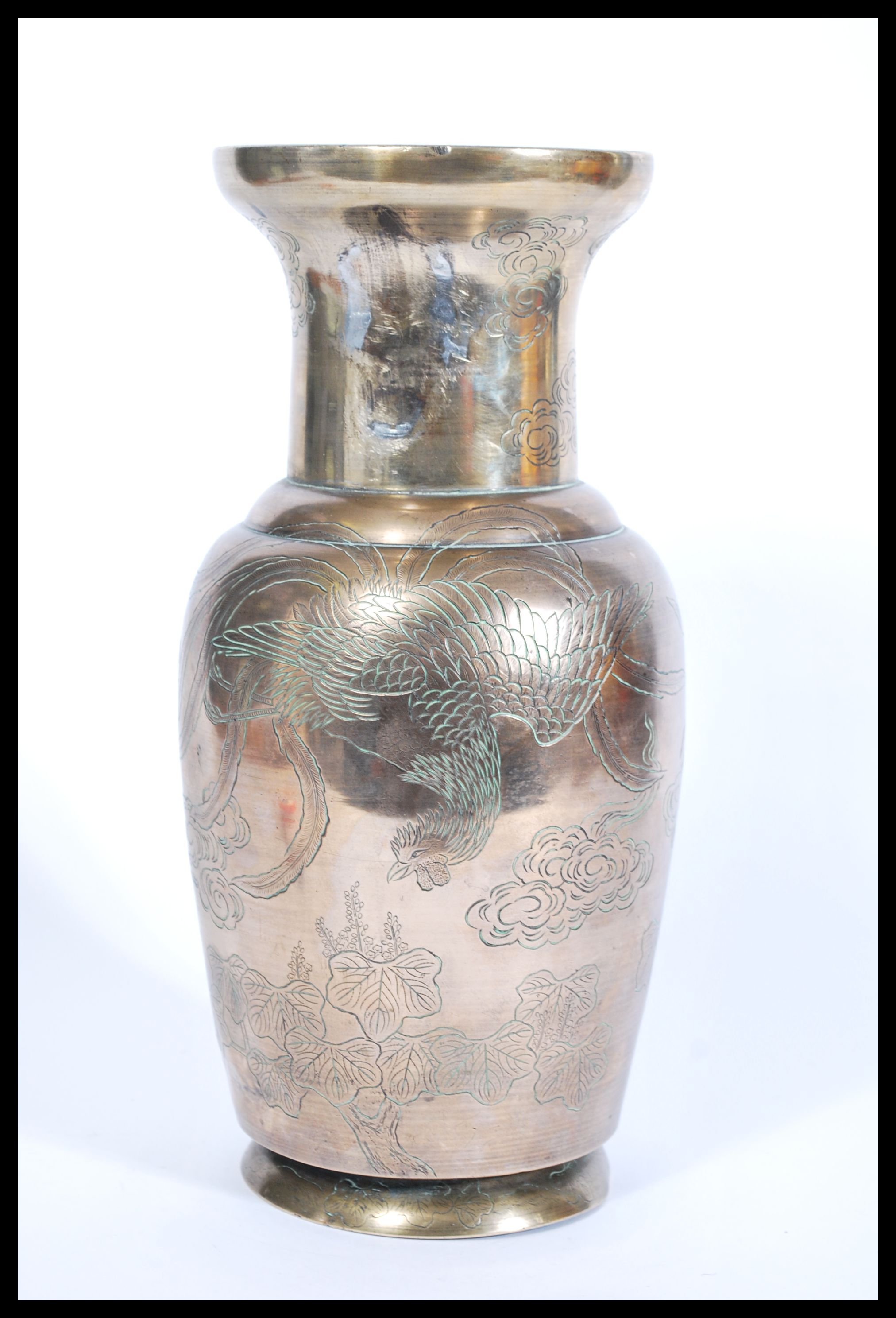 A 19th Century Qing dynasty Chinese bronze vase ha - Bild 2 aus 4