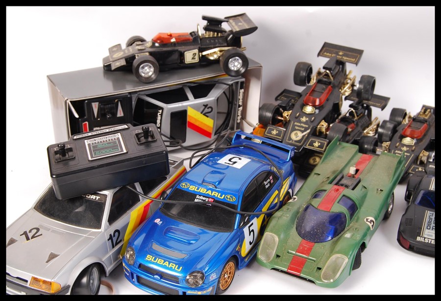 RC RADIO CONTROLLED CARS AND RADIO AM / FM CARS - Image 9 of 9