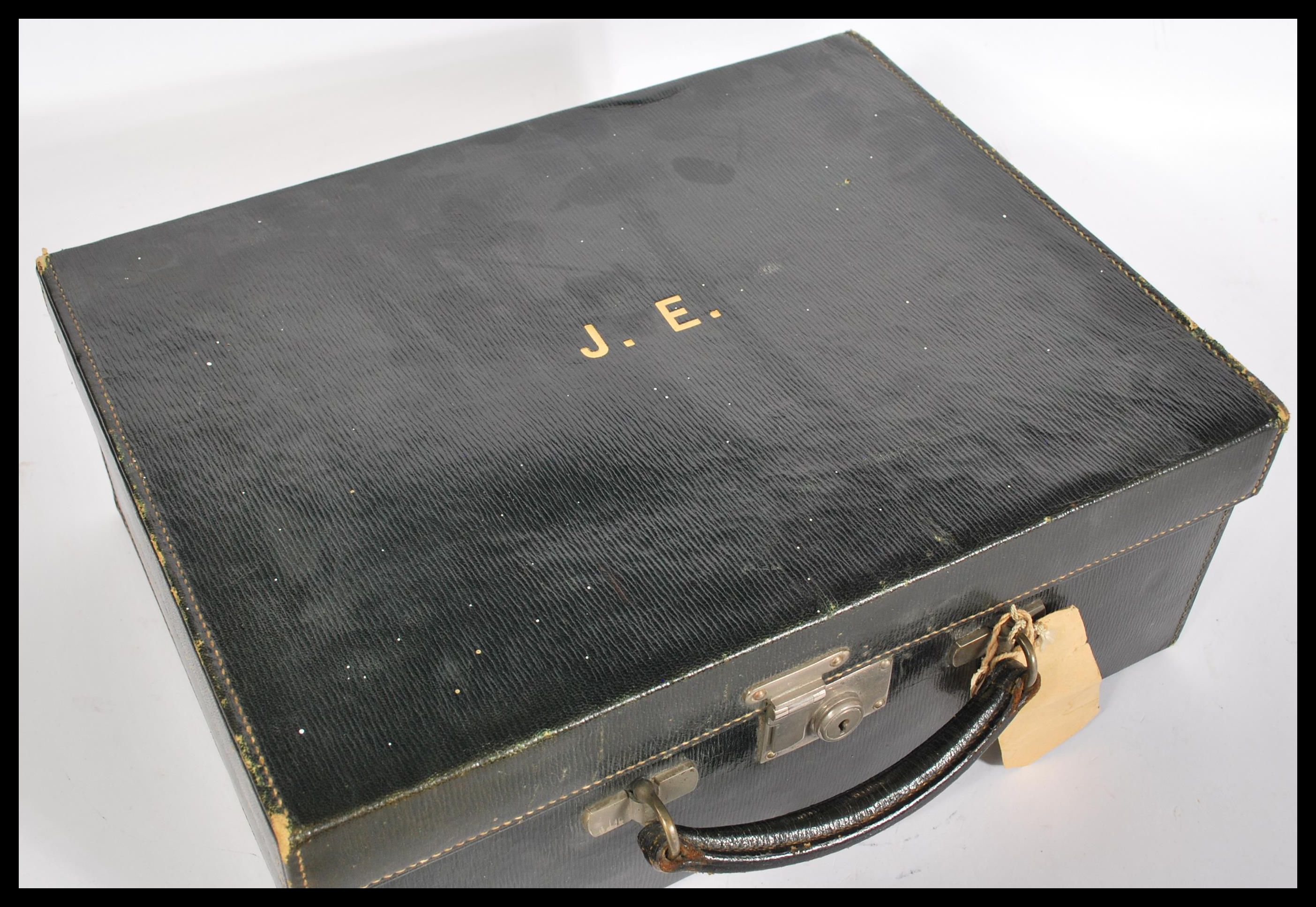 A vintage 20th Century black leatherette suitcase - Image 2 of 5