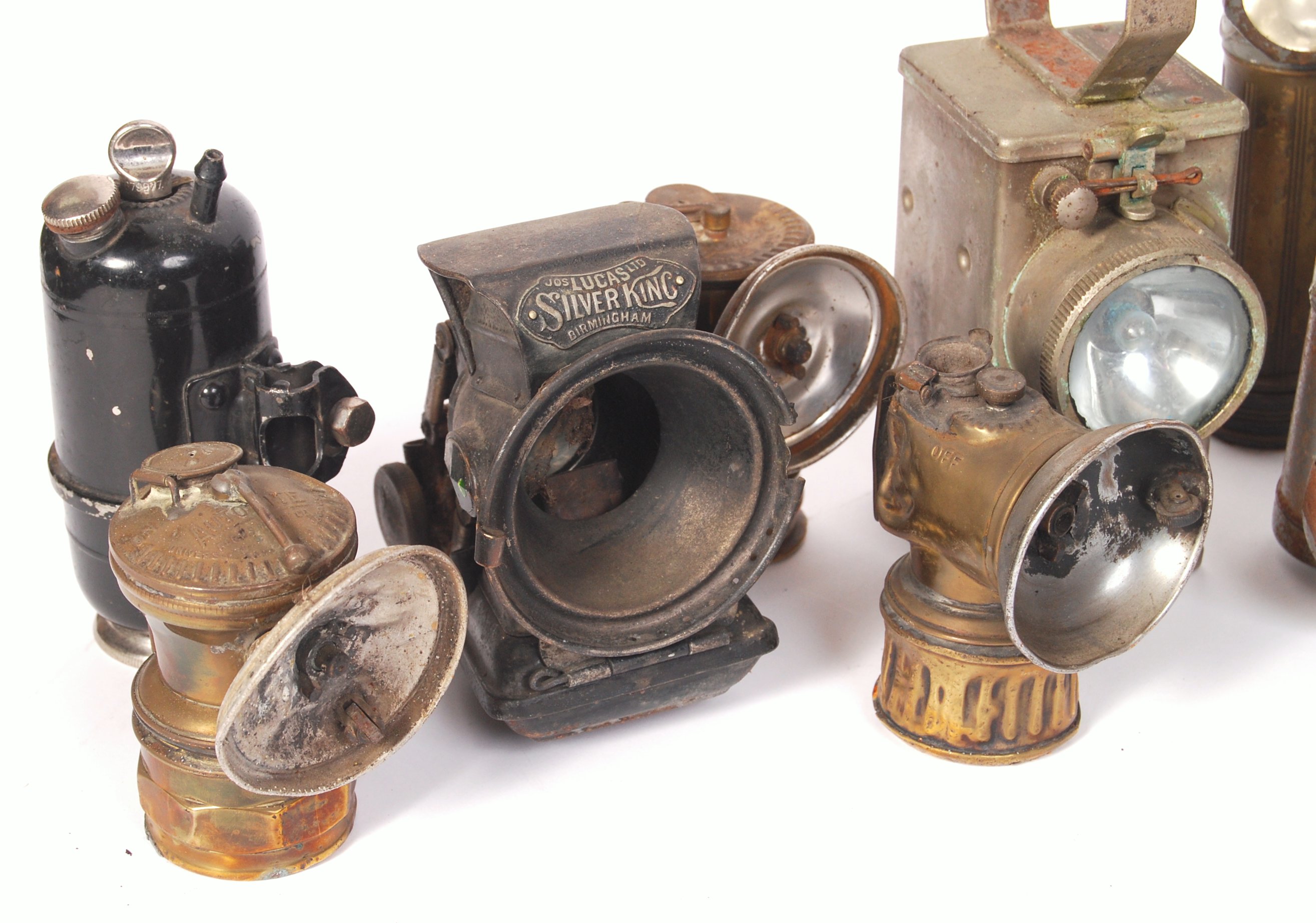 COLLECTION OF ANTIQUE BICYCLE / MOTORCYCLE / SAFETY LAMPS - Image 2 of 6