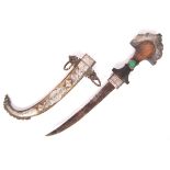 EARLY 20TH CENTURY MIDDLE EASTERN JAMBIYA DAGGER