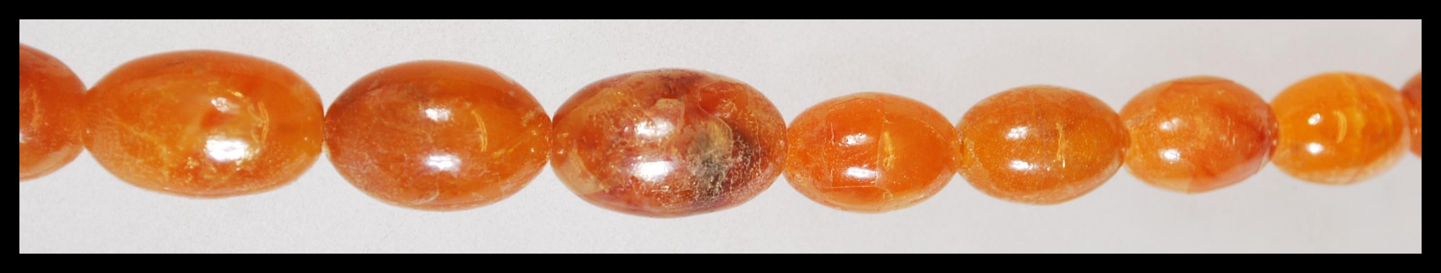 A vintage amber / faux amber Chinese prayer bead n - Image 3 of 4