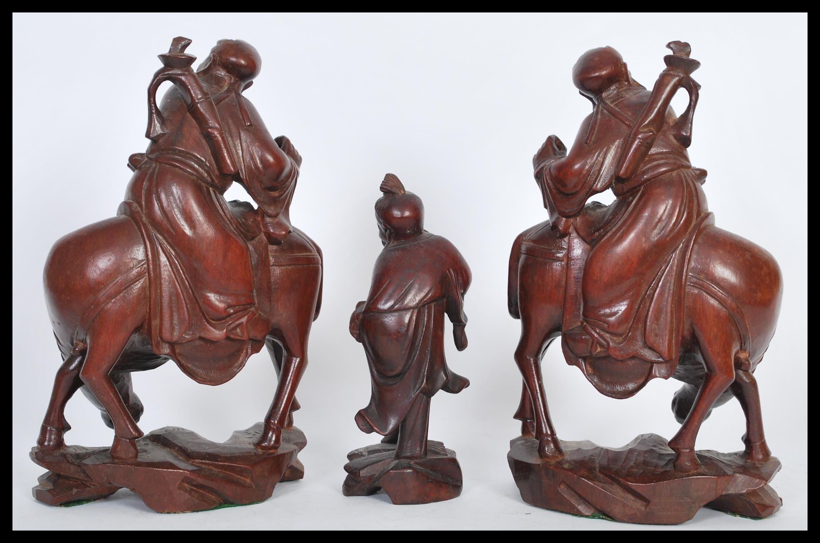 A pair of 20th Century Chinese carved figurines of - Image 3 of 4