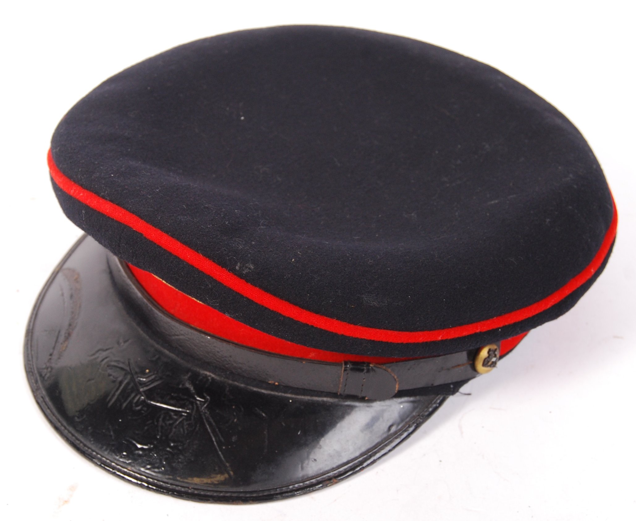 POST-WWII SECOND WORLD WAR ROYAL WEST SURREY CAP - Image 3 of 4