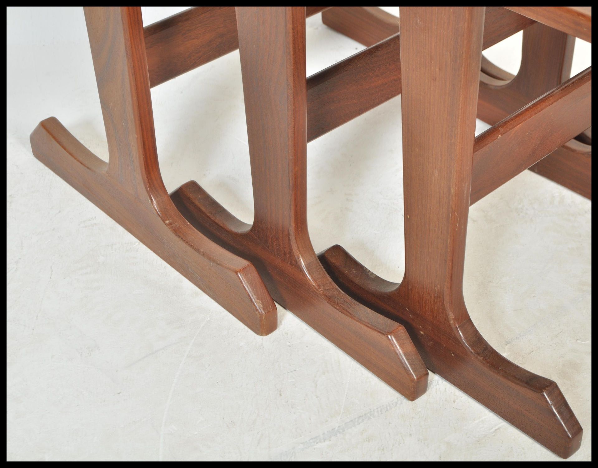 A retro 20th Century teak wood tile top nest of graduating tables, the graduating tables raised on L - Image 6 of 6