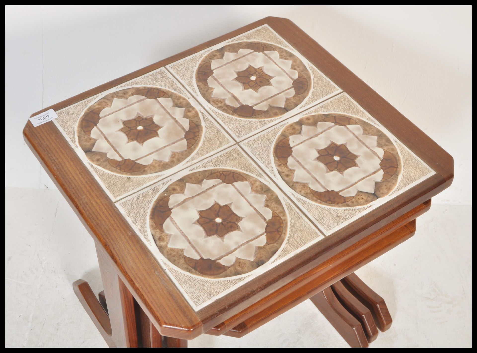 A retro 20th Century teak wood tile top nest of graduating tables, the graduating tables raised on L - Image 4 of 6