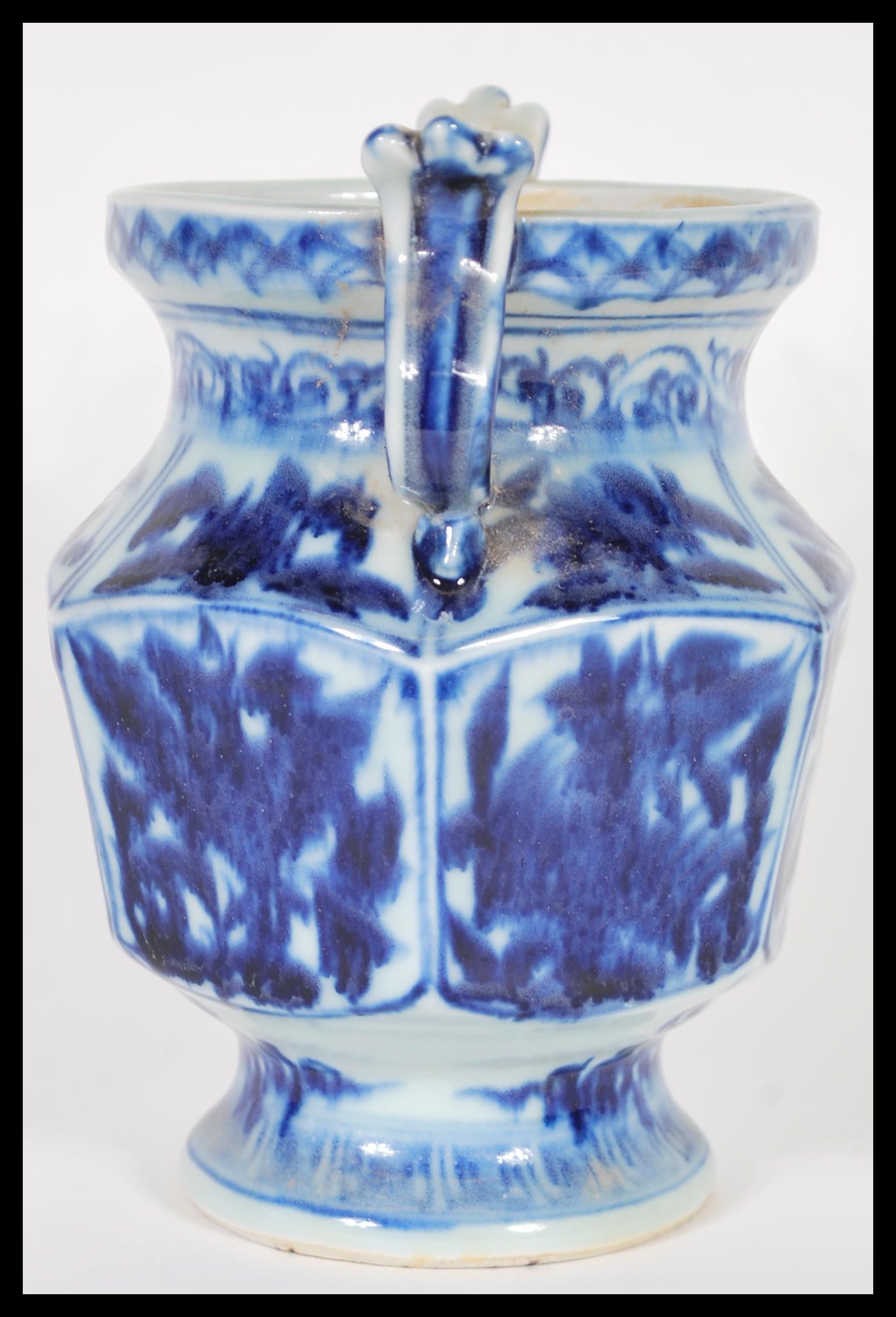 A 20th Century Chinese blue and white hand painted vase of hexagonal form having cartouche panels - Image 4 of 6