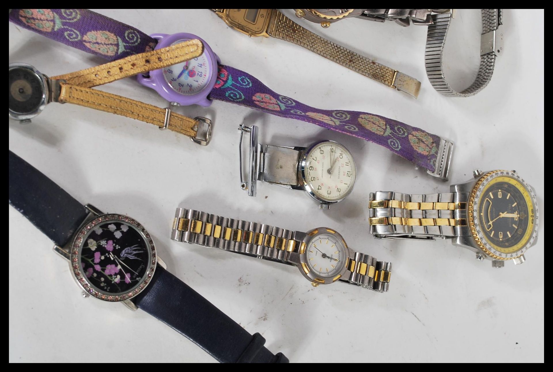 A collection of contemporary watches Ingersoll, Timex, Casio, Field and Stream Aviator, Persio, - Bild 5 aus 5