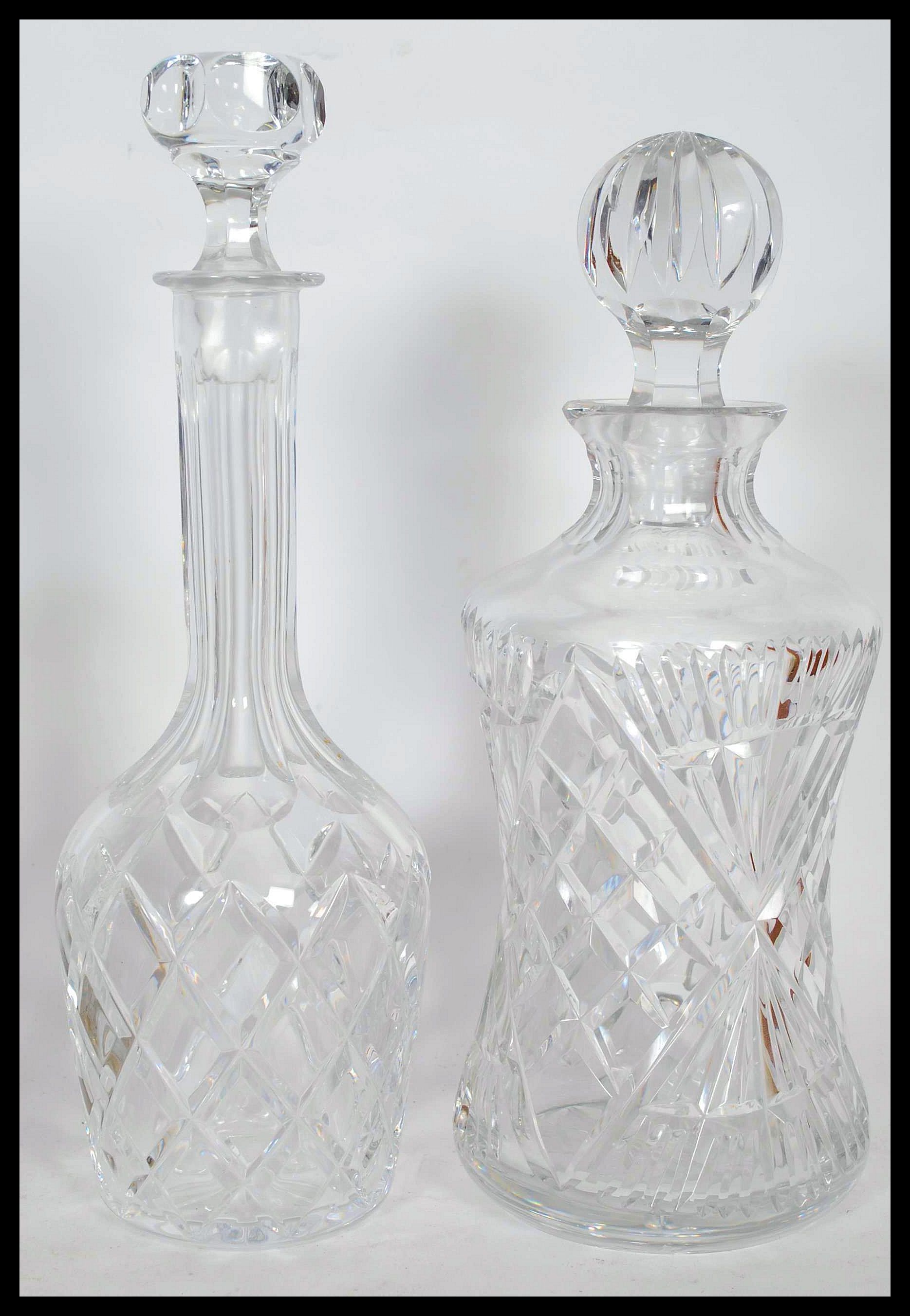 A group of 20th Century English glass decanters to include a decanter set tantalus in silver - Image 4 of 5