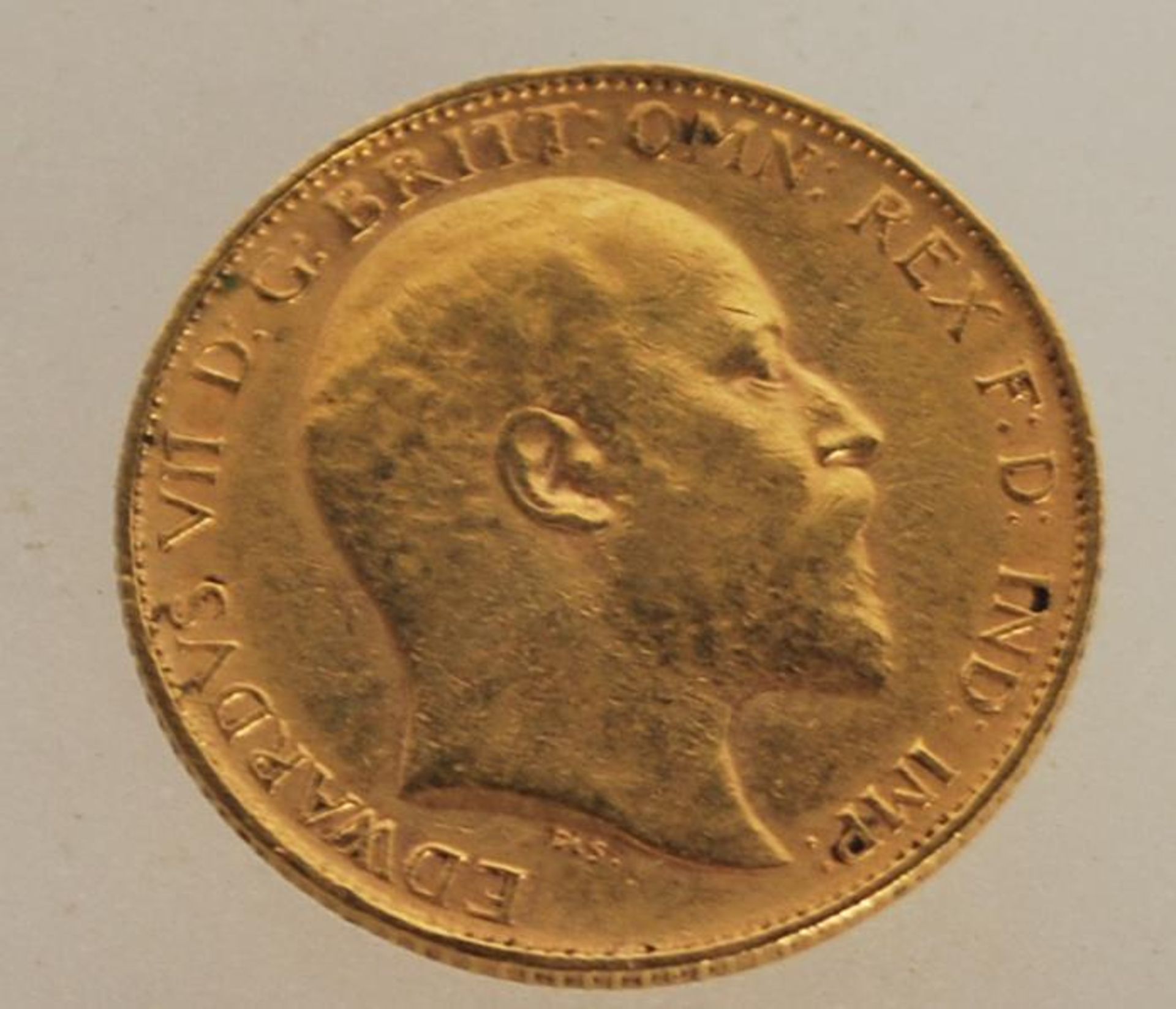 An early 20th Century Edwardian half sovereign dating to 1902. Weight 3.9g.