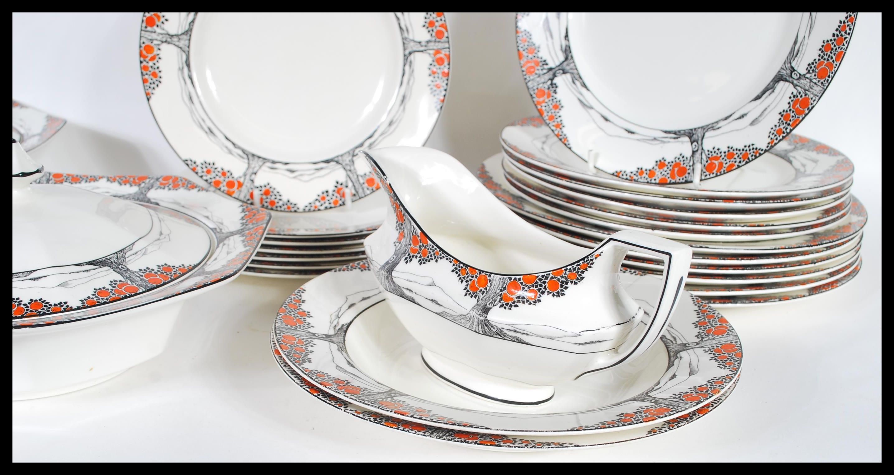 A rare Crown Ducal early 20th Century Art Deco ceramic dinner service in the Orange Tree pattern - Image 4 of 7