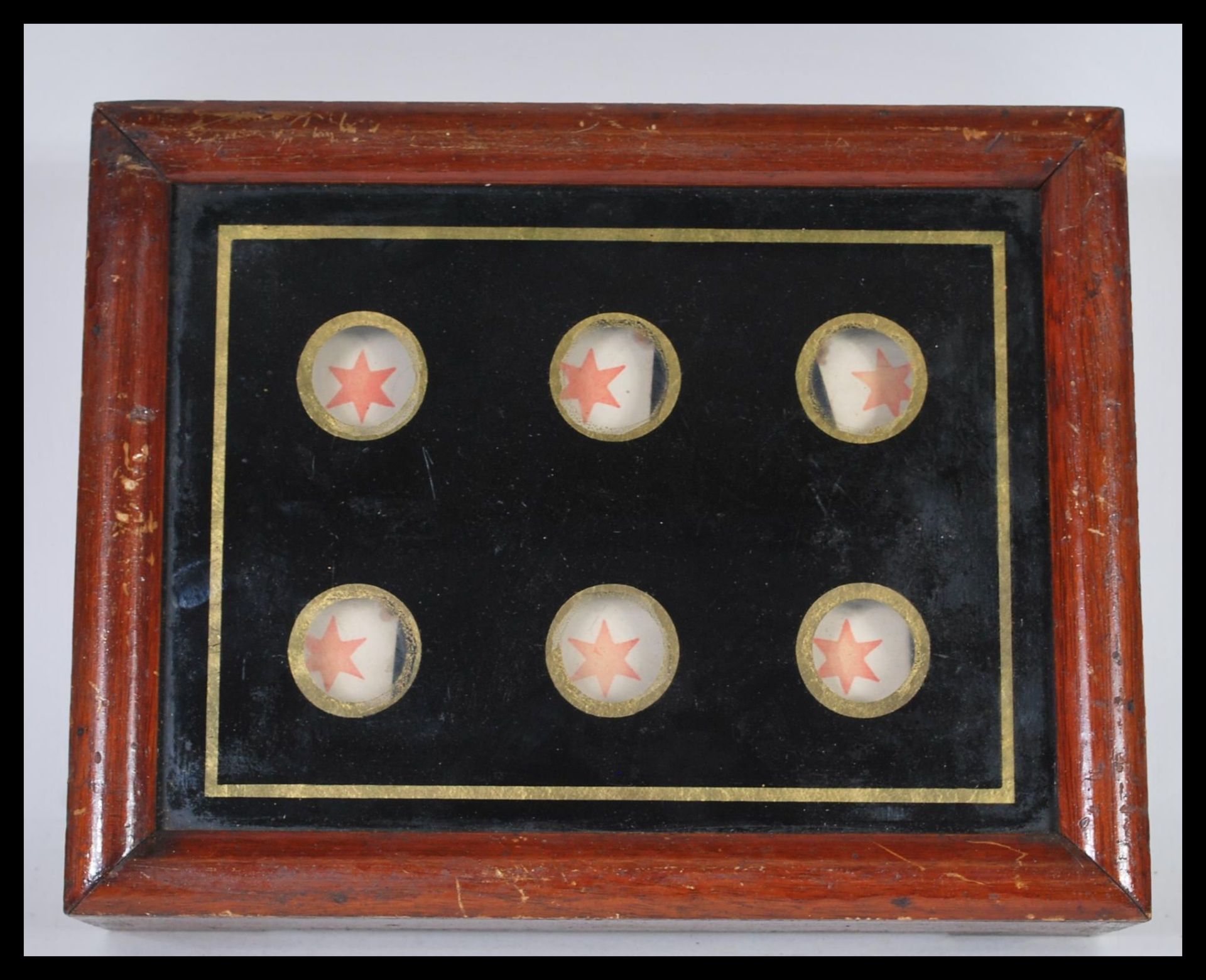 An early 20th Century Edwardian servants bell board indicator, the six bell glazed board housed - Bild 2 aus 4