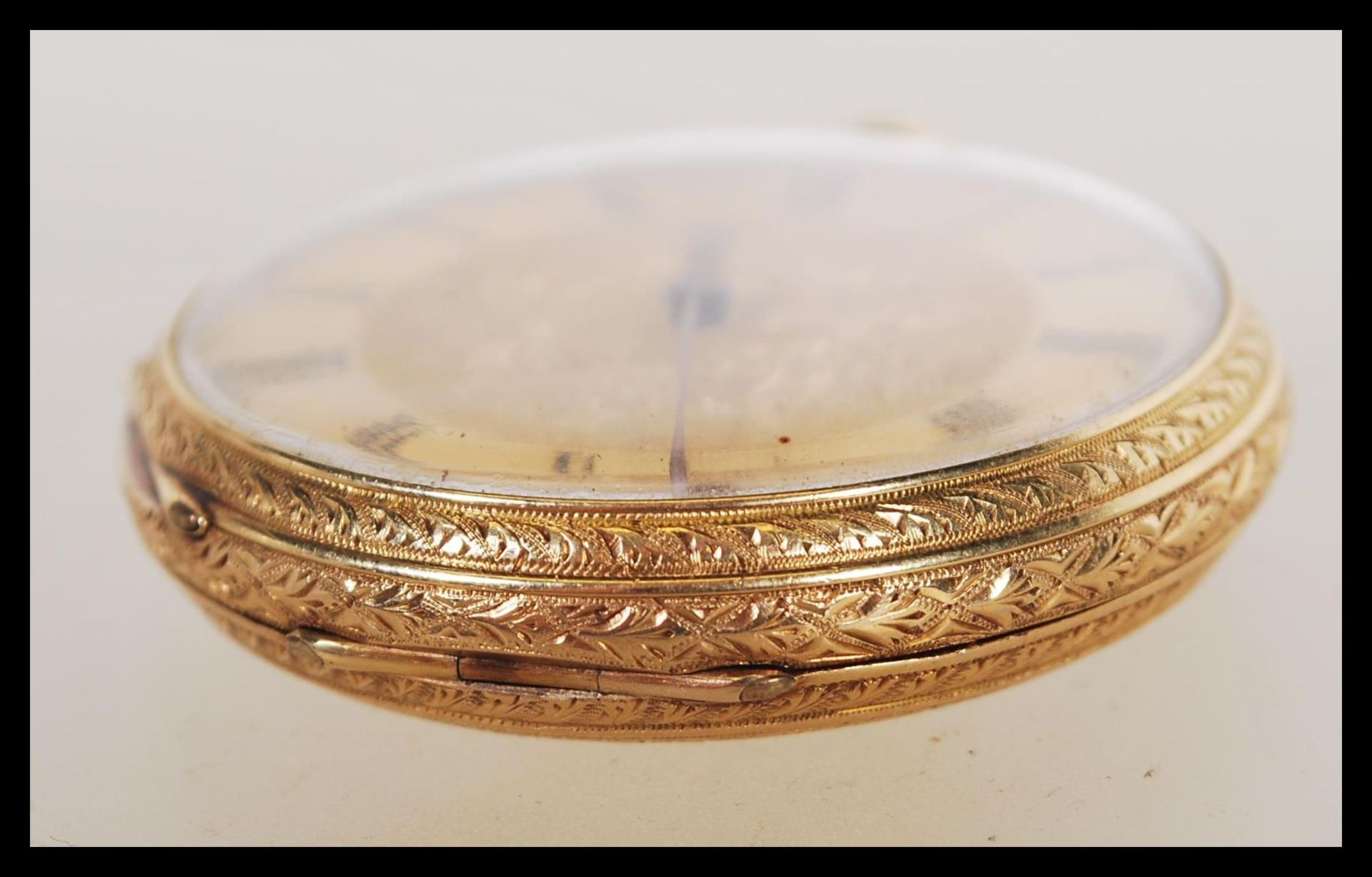 An early 20th Century continental fob open face pocket watch within a stamped 18k gold case, - Bild 2 aus 5