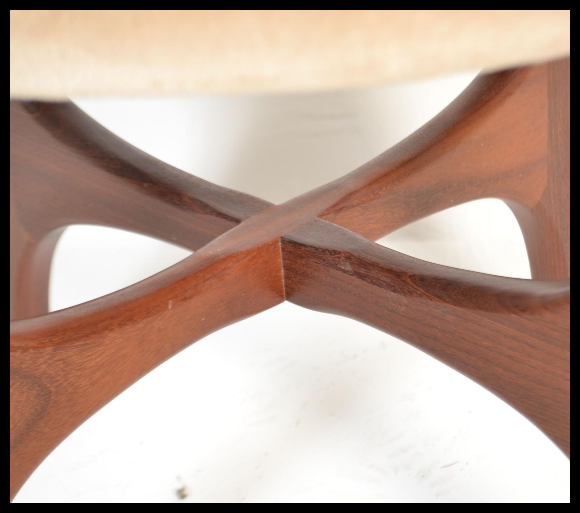 A retro 20th century teak wood circular G-Plan dressing table stool raised on teak wood x-cross base - Image 3 of 5