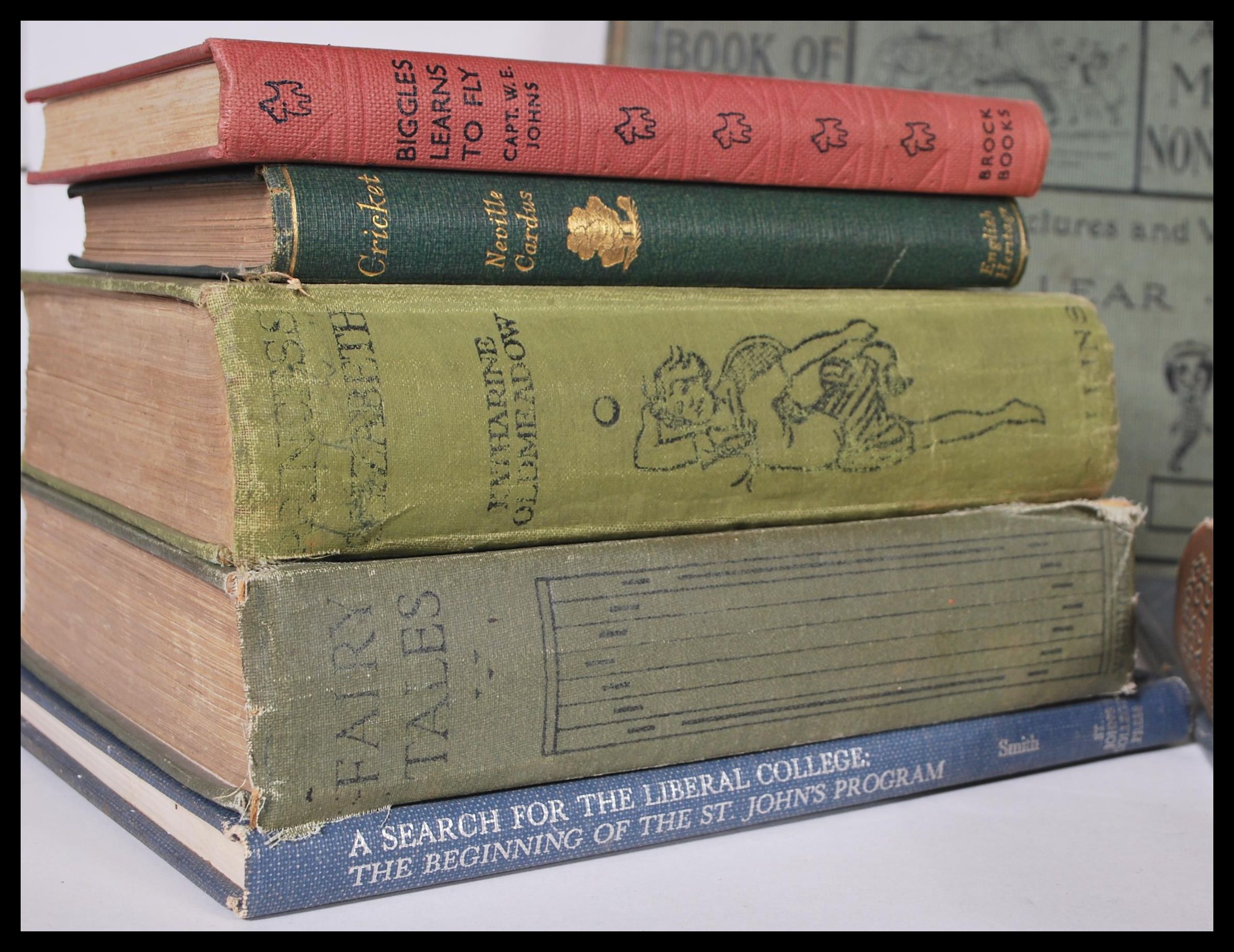 A collection of vintage books to include The Boys Book of Magic, Fairy Tales, Biggles learns to fly,