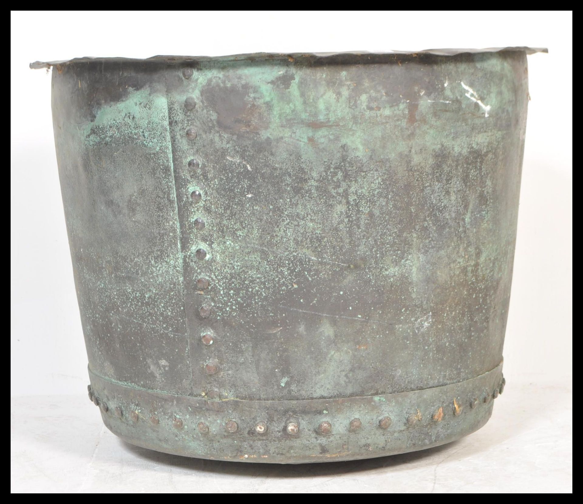 A good, very large 19th century Victorian Industrial copper wash bin copper / planter of