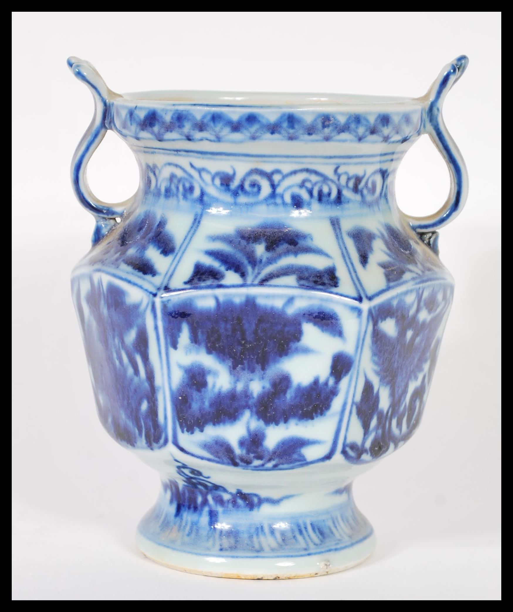 A 20th Century Chinese blue and white hand painted vase of hexagonal form having cartouche panels - Image 3 of 6