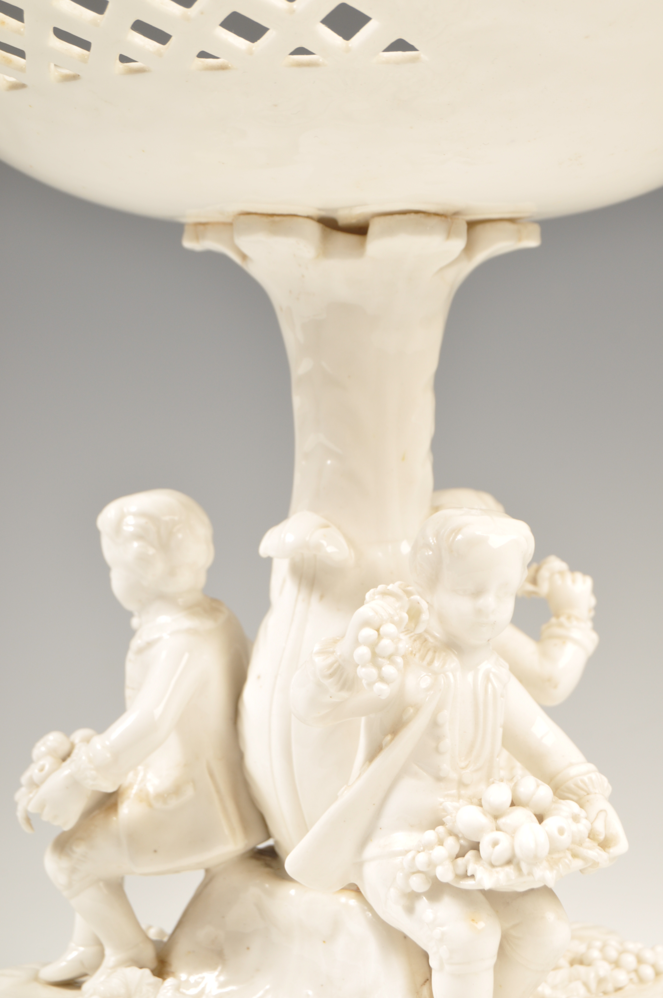 18TH / 19TH CENTURY DERBY WHITE GLAZE PORCELAIN CE - Image 5 of 7