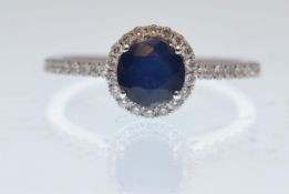 18CT WHITE GOLD SAPPHIRE AND DIAMOND LADIES CLUSTE