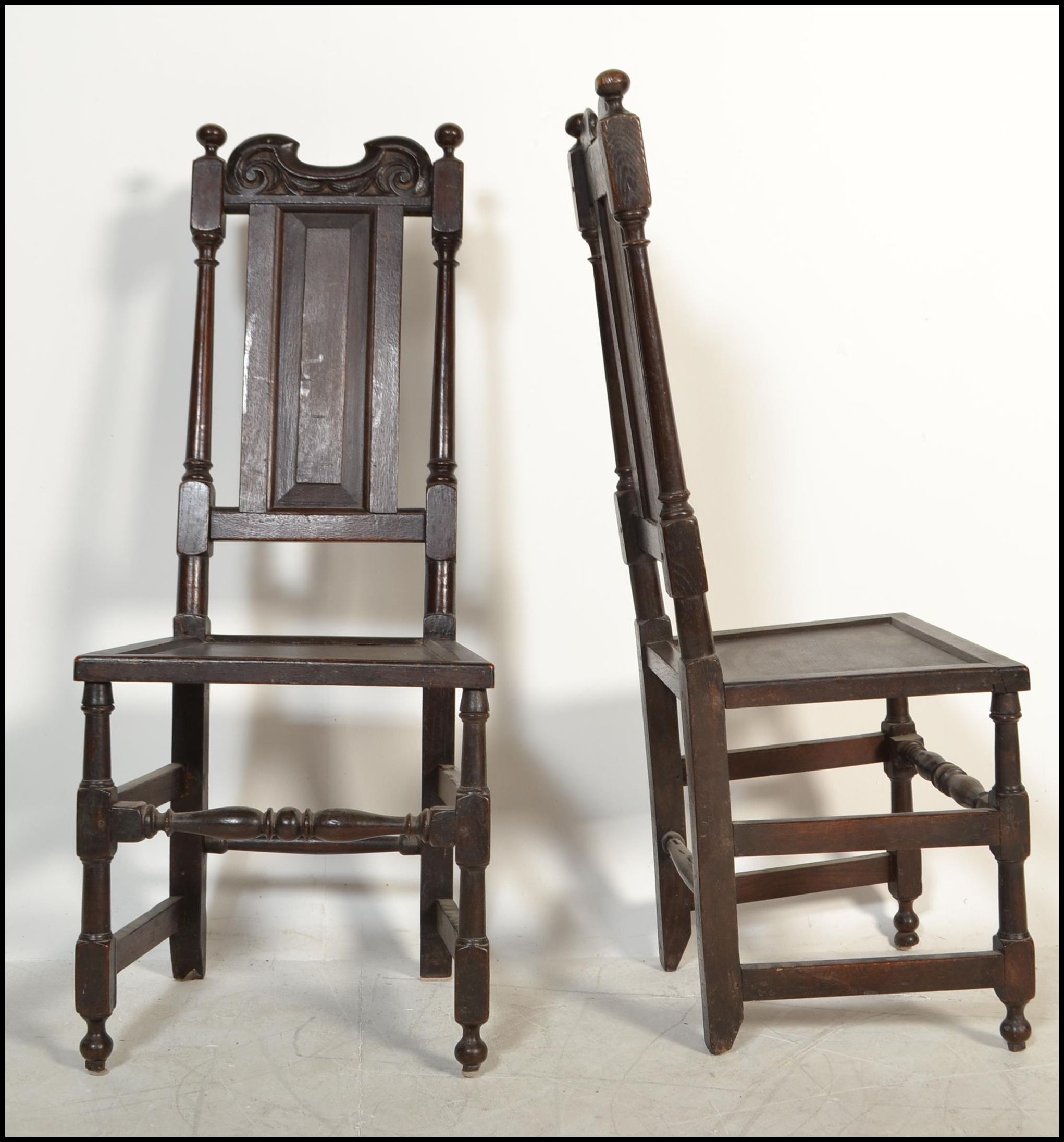 A PAIR OF 17TH CENTURY SOLID OAK HIGH BACK DINING - Image 5 of 6