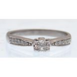 950 PLATINUM AND DIAMOND SOLITAIRE RING