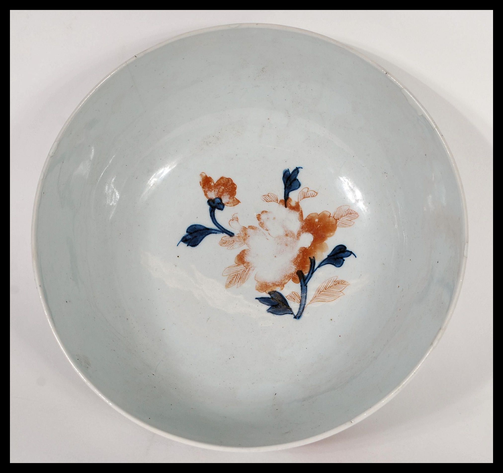 An 18th Century Chinese Imari pattern centerpiece bowl having hand gilded decoration with central - Image 4 of 5