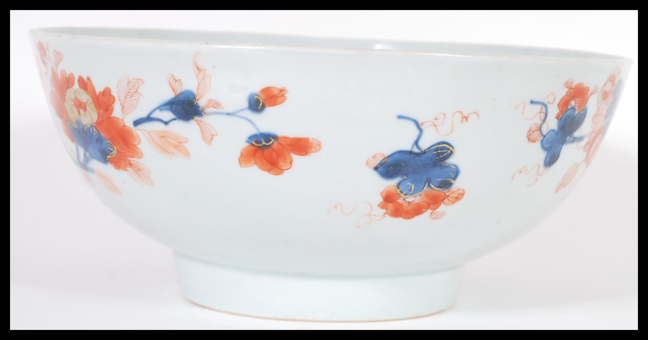 An 18th Century Chinese Imari pattern centerpiece bowl having hand gilded decoration with central - Image 3 of 5