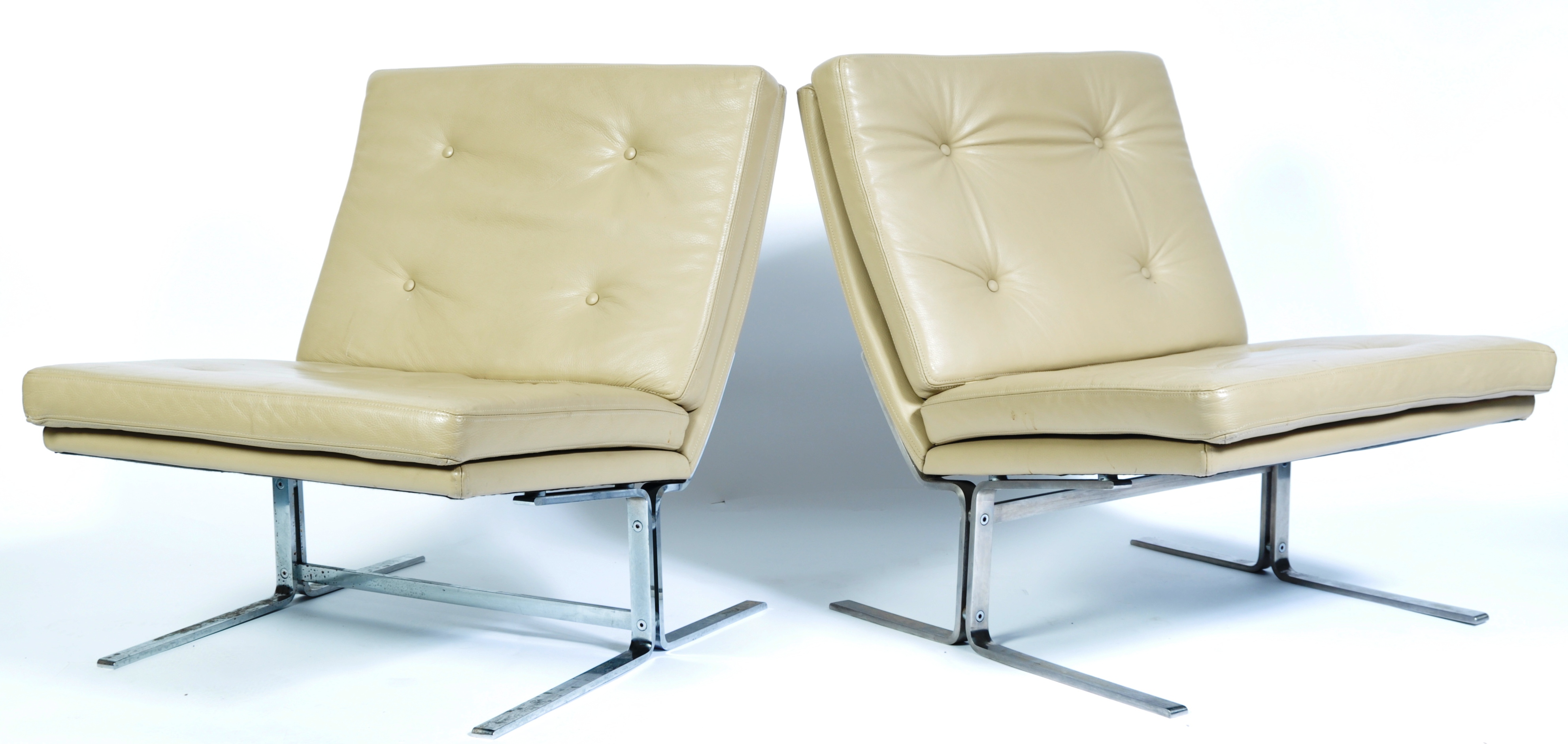 20TH CENTURY BUTTON BACKED AD CHROME EASY / LOUNGE CHAIRS