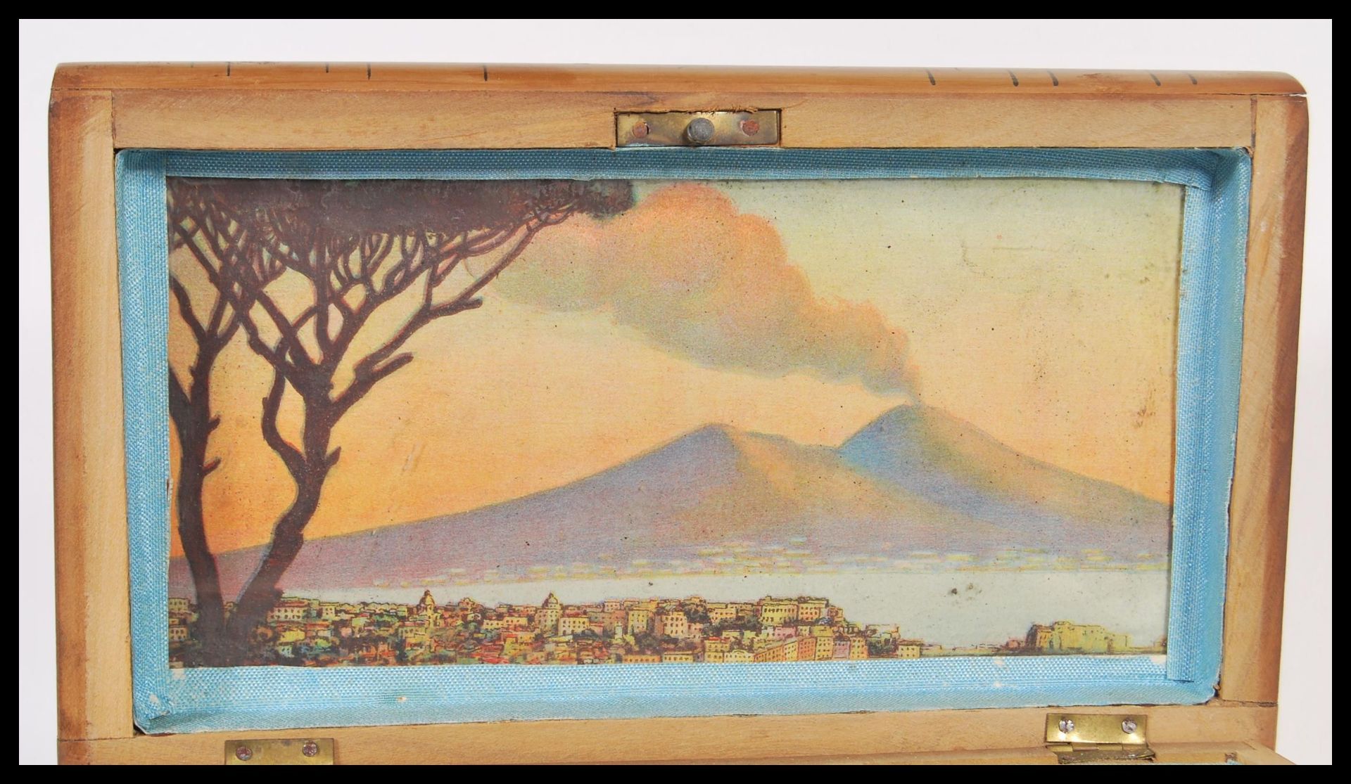 A vintage 20th Century Italian Sorrento ware puzzle box in the form of a stack of books, having - Bild 3 aus 5
