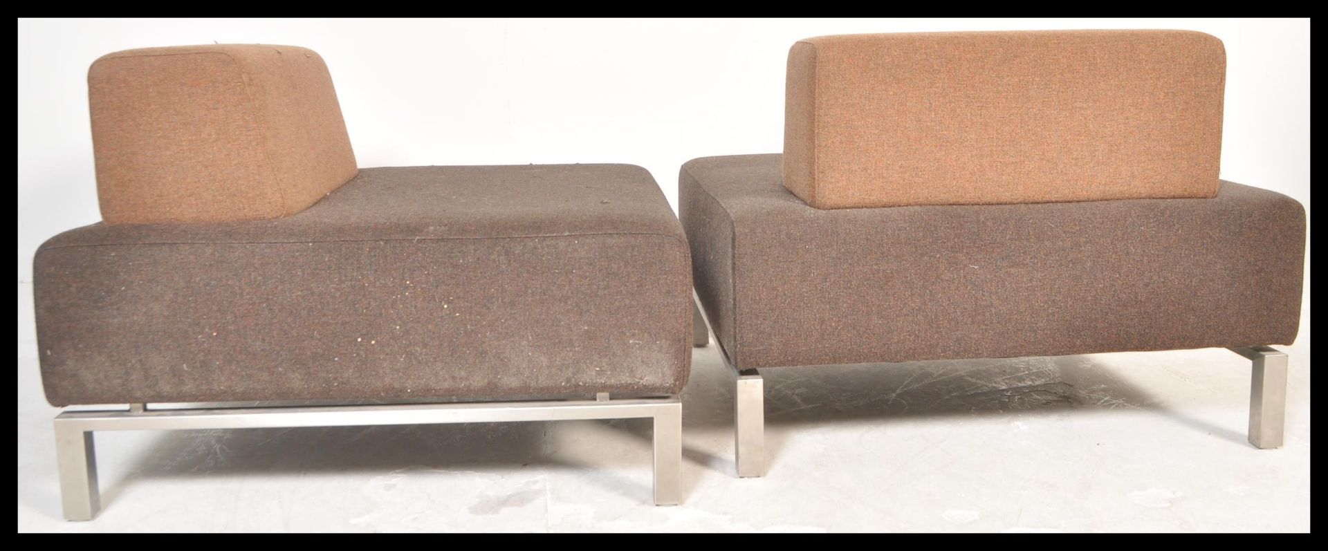 A pair of contemporary modern modular seating sofa / chairs in the manner of Orange Box furniture - Image 5 of 5