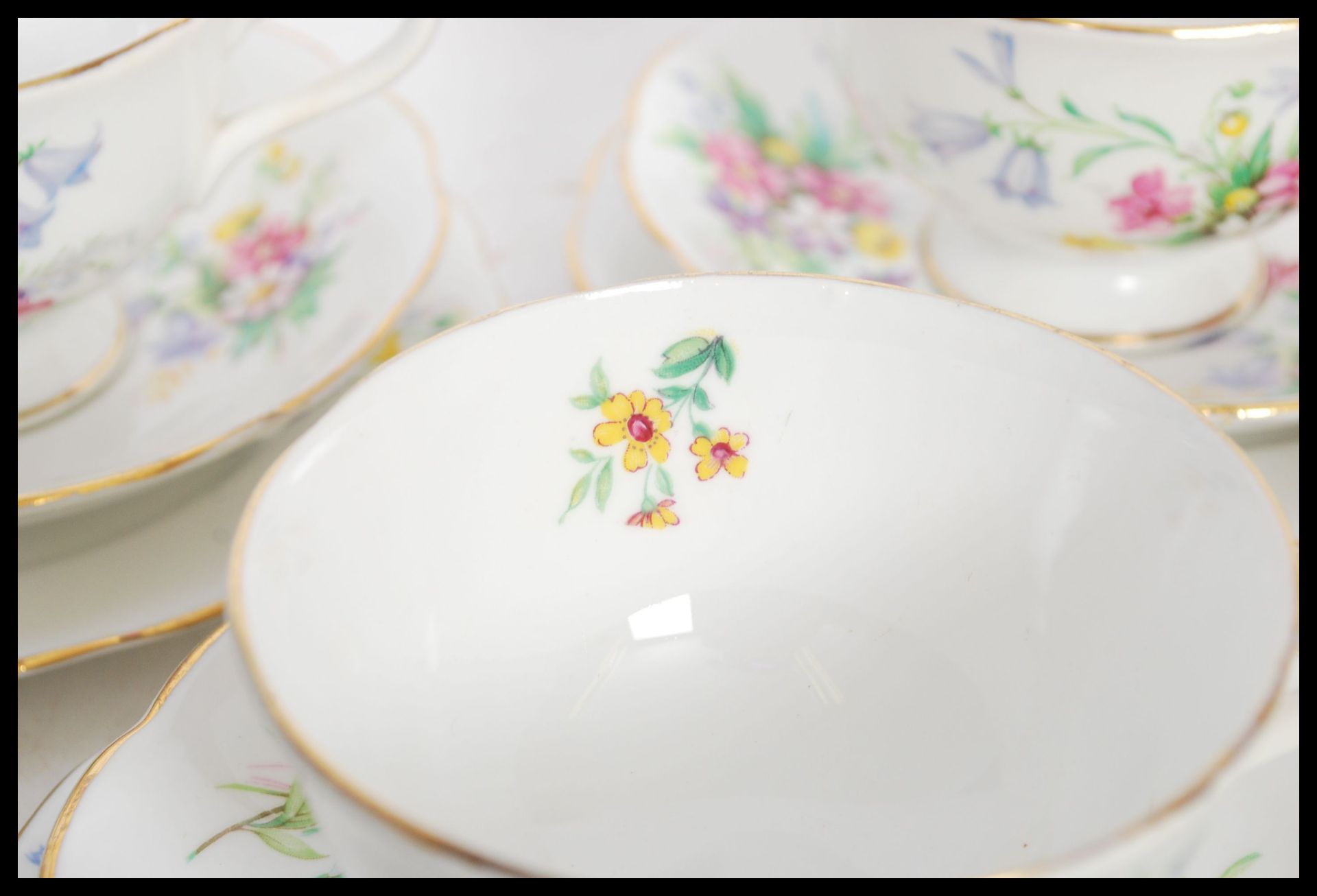 A collection of 20th Century tea sets to include, Bell fine bone china set consisting of six cups, - Bild 7 aus 7