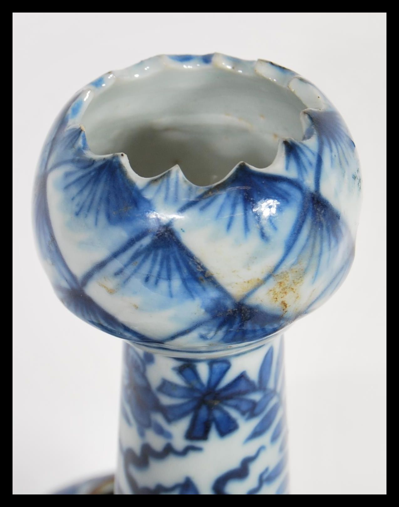A 19th Century Chinese blue and white hand painted tulip vase the lobbed body detailed with five - Image 4 of 5