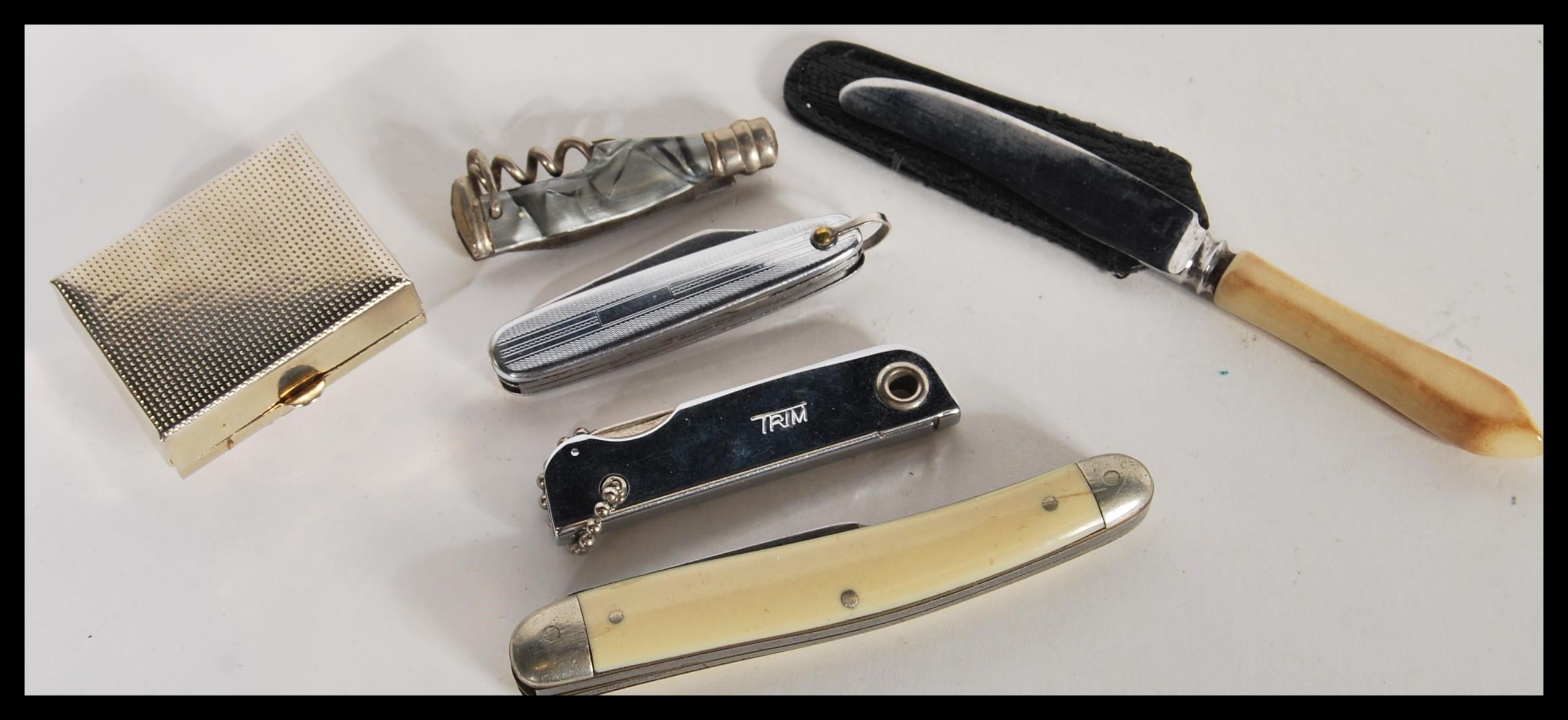 A collection of vintage penknives to include IXL George Wostenolm Sheffield folding pen knife, a - Image 2 of 3
