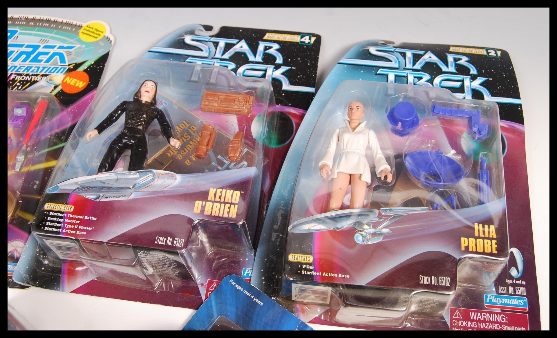 VINTAGE STAR TREK CARDED ACTION FIGURES AND CARDS - Bild 2 aus 4