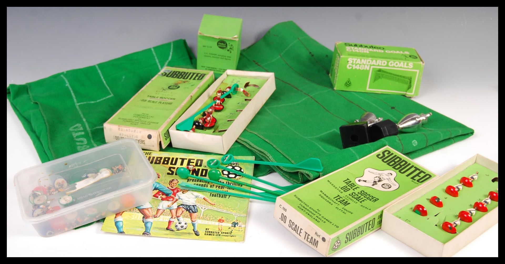 SUBBUTEO PART TEAMS, MATTS AND BOXED ACCESSORIES